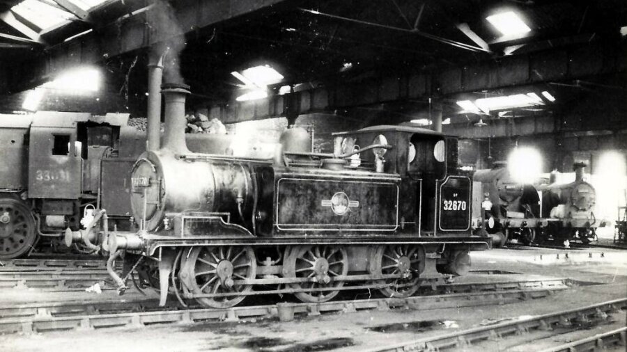 Les Miles Fitter, Cleaner, Fireman & Driver (1944 – 1963)